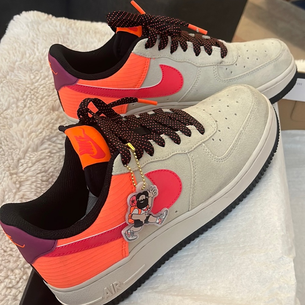 Nike Air Force 1 ‘07 LV8 2